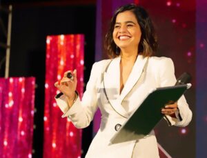 सुहानी शाह करने वाली हैं शादी , लगवाई मेहंदी :