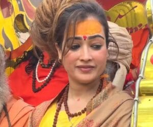 कौन है महाकुंभ 2025 की वायरल साध्वी हर्षा ?