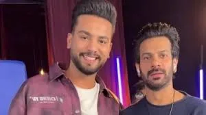 करणवीर मेहरा की कविता पर भड़के एल्विश, ,’पाकिस्तानी वोट’ टिप्पणी ने सोशल मीडिया पर मचाया तूफान